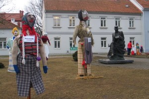 Sušvito sužibo Morių paradas prie Šilutės dvaro. 087