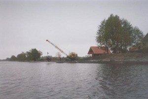 Jachtklubą statė turintys patirties ir galingos technikos Šilutės melioratoriai. 0024