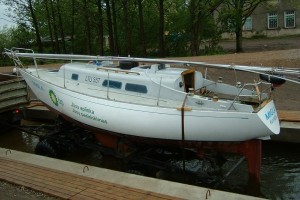 Viena pirmųjų į vandenį buvo nuleista jachta „Migla“ 0044