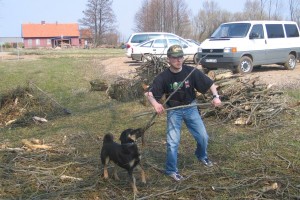 Kintų buriavimo mėgėjų klubo „Marių burės“ paremta savanorišku darbu. Darbuojasi R.Arbušauskas. 0061